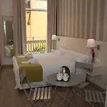 San Lorenzo Boutique Plaza 3*