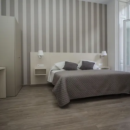 San Lorenzo Boutique Plaza 3* Walencja