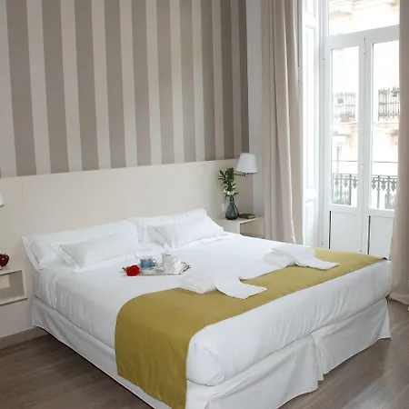 Hotel San Lorenzo Boutique Plaza 3*
